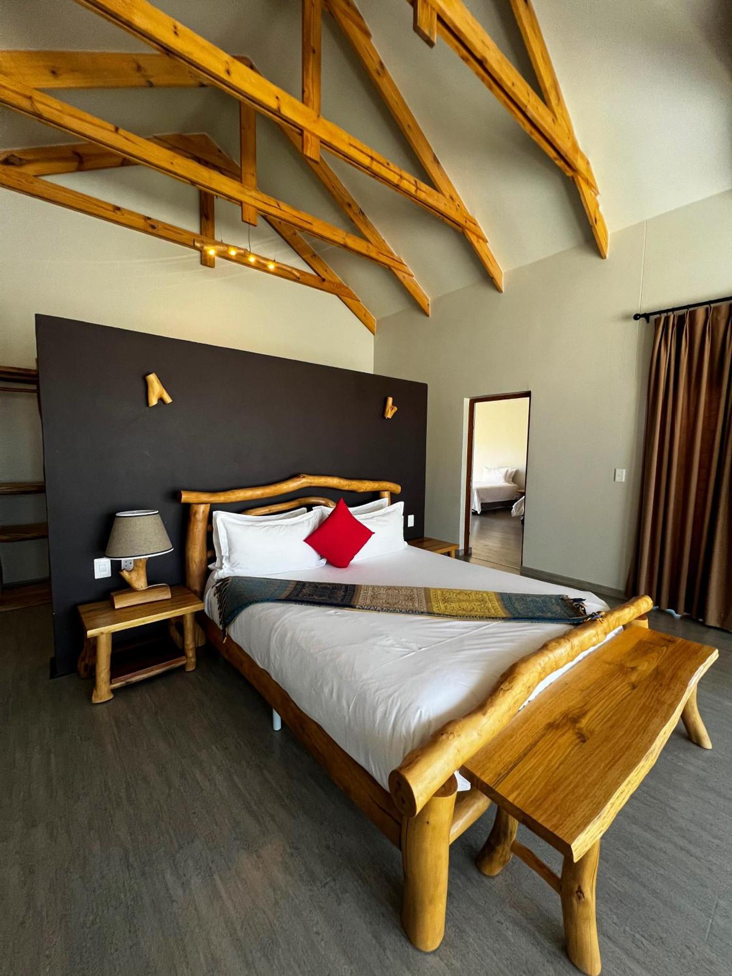 Agama Lodge Солътер Екстериор снимка